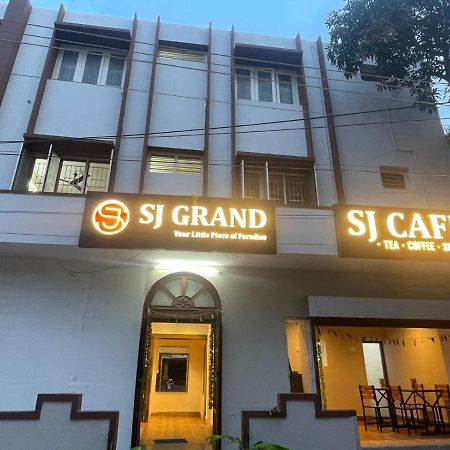 Sj Grand Hotel Coimbatore Buitenkant foto