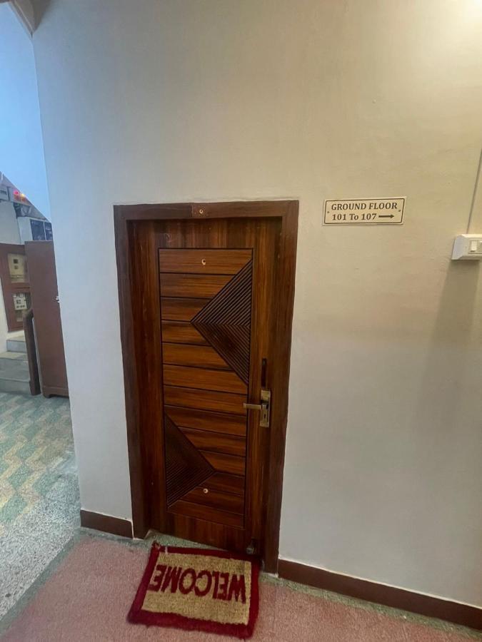 Sj Grand Hotel Coimbatore Buitenkant foto
