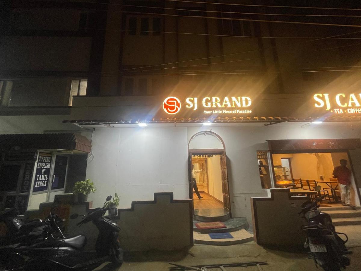 Sj Grand Hotel Coimbatore Buitenkant foto